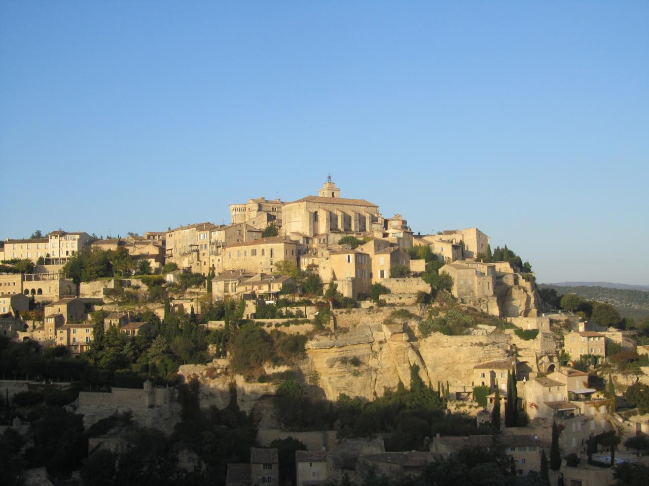 Vue générale sur Gordes