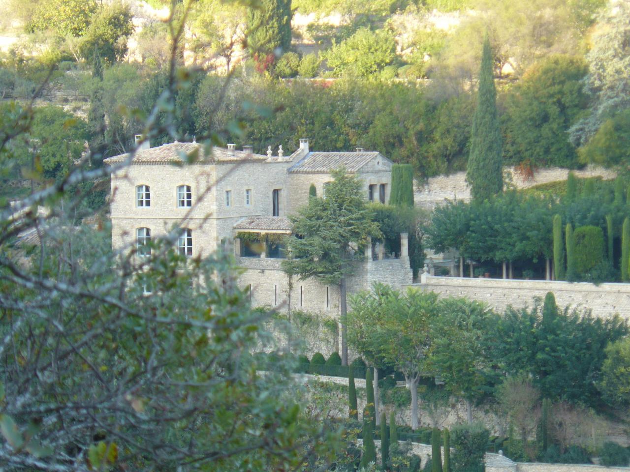 Une villa de Gordes